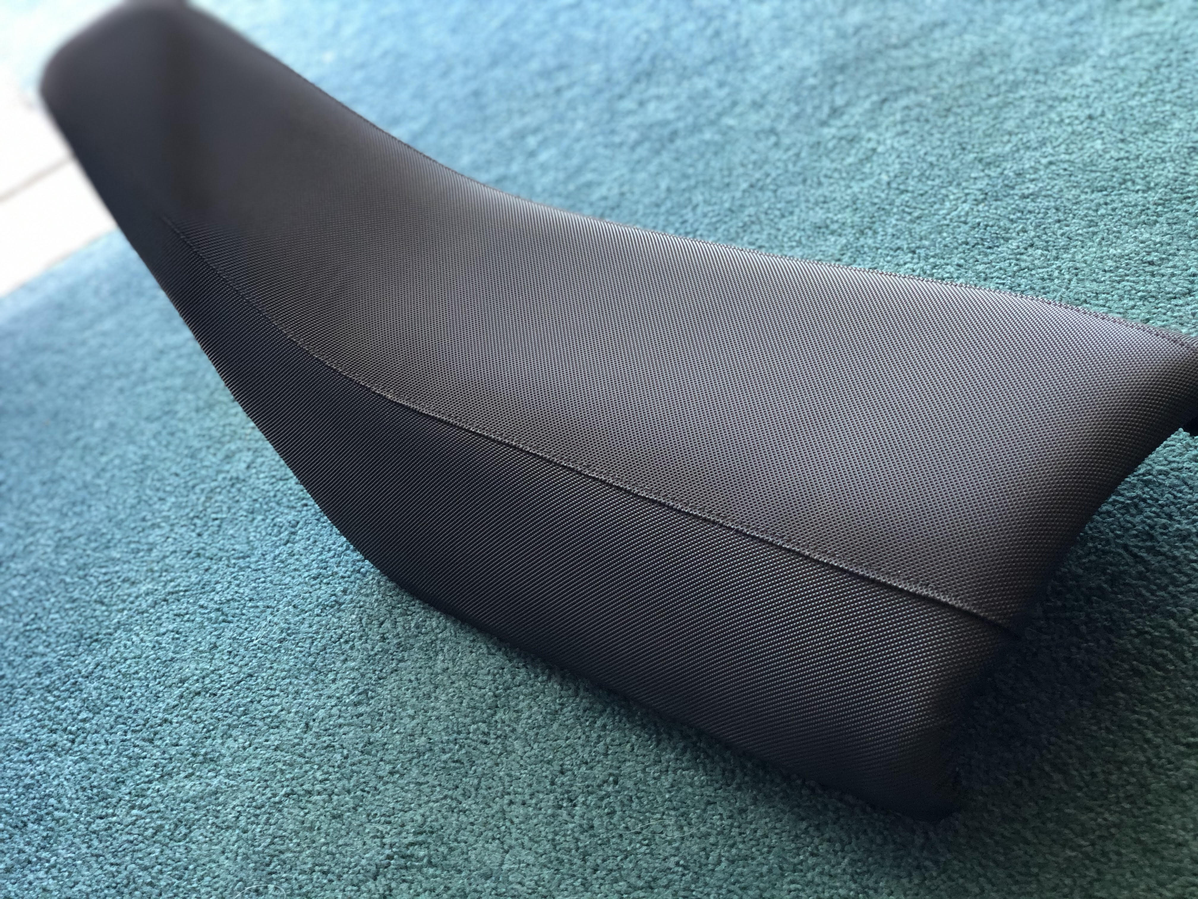 Black, Medium Gripper (Standard)