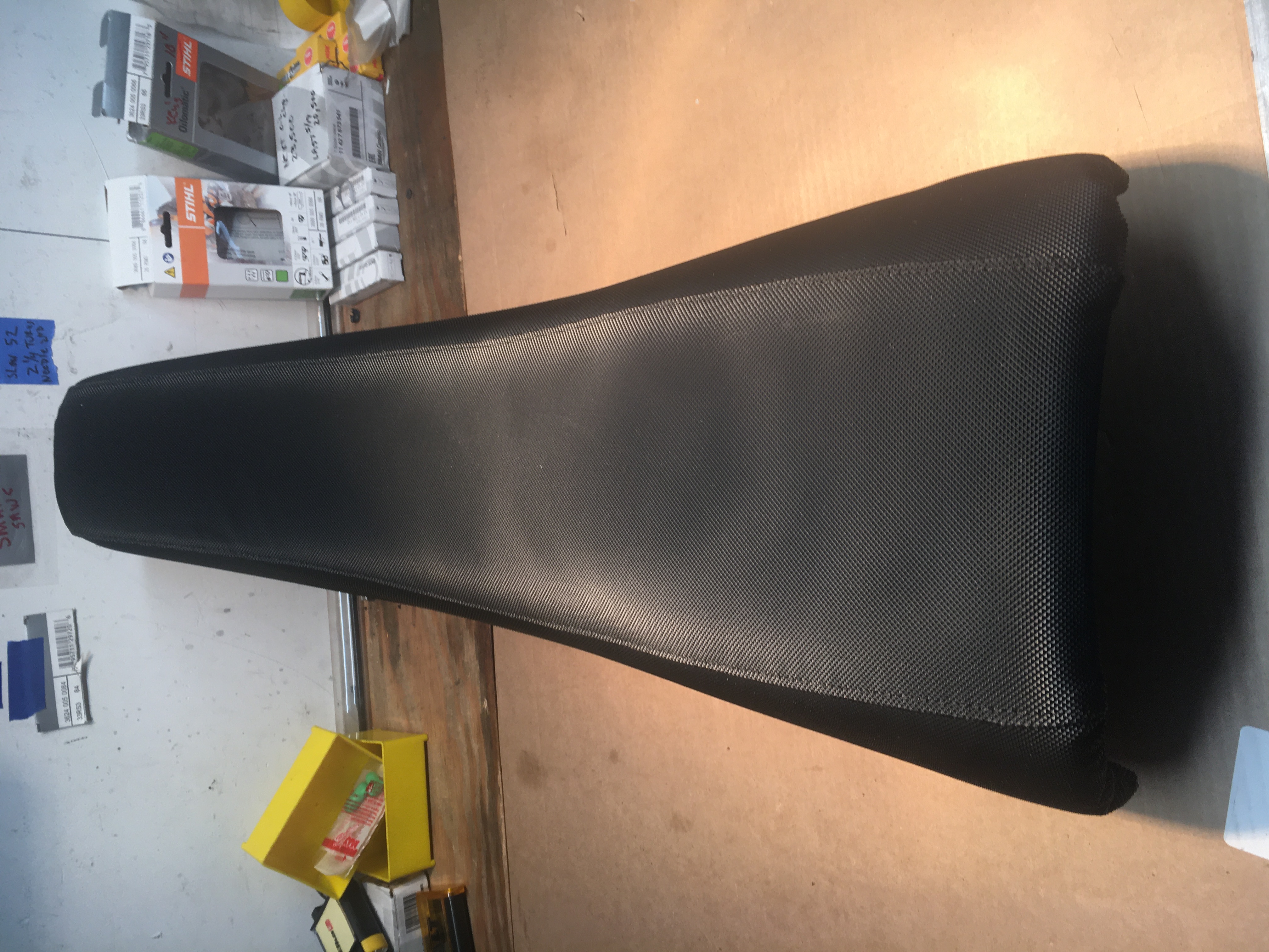 Black, Medium Gripper